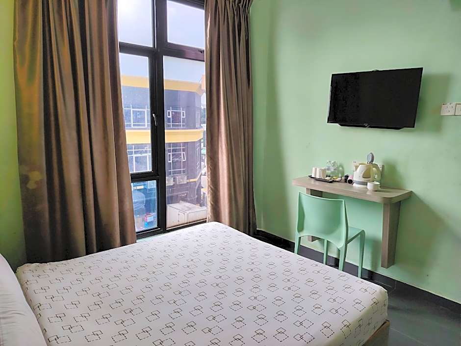Kozi Hotel by Ardens - Taman Bukit Indah