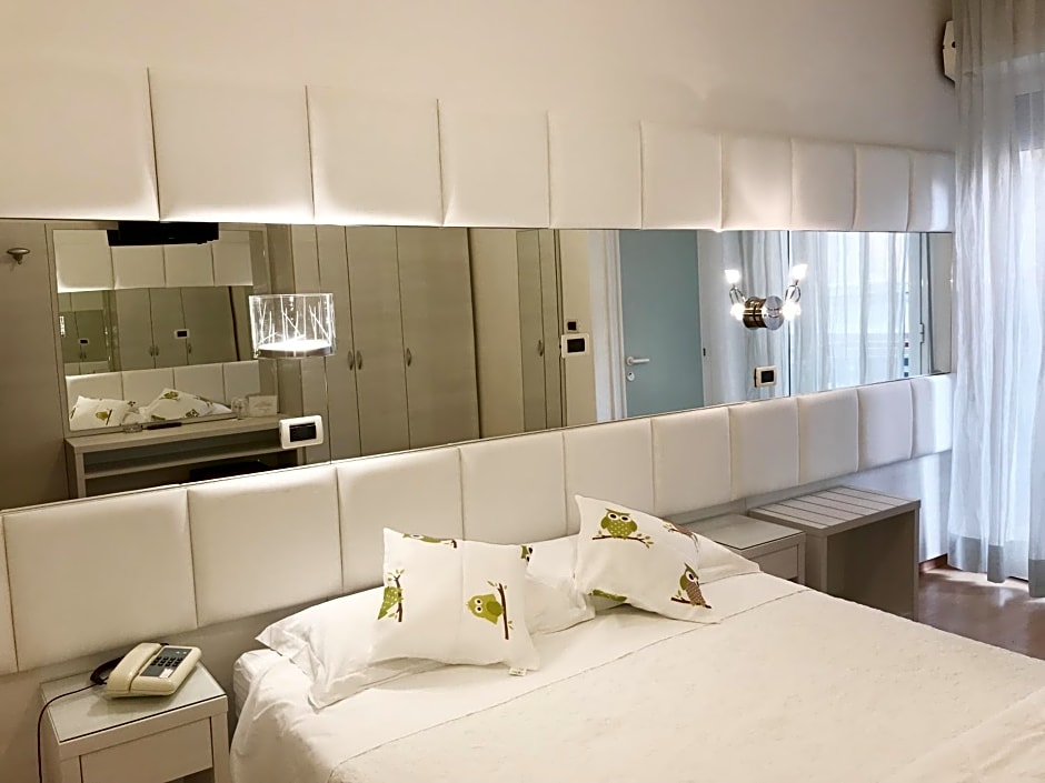 NOIDUE Hotel
