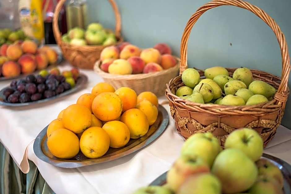 Serena Residence Aparthotel