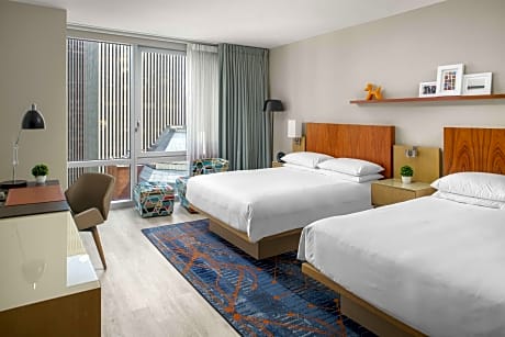 Deluxe Room, 2 Queen Beds, City View