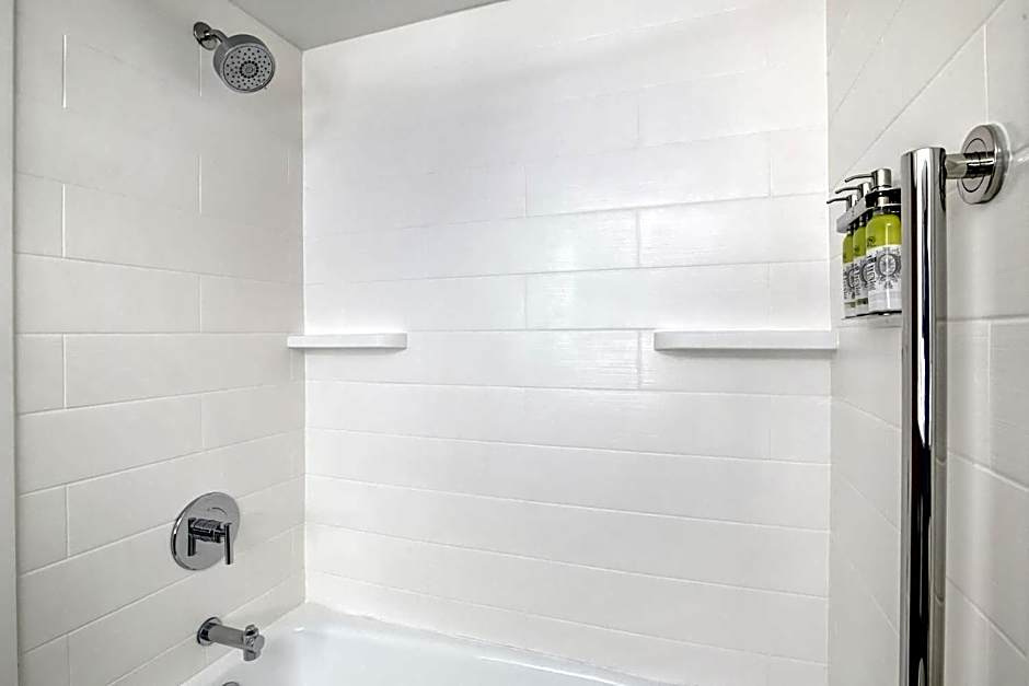 Holiday Inn Express And Suites Longview North By IHG