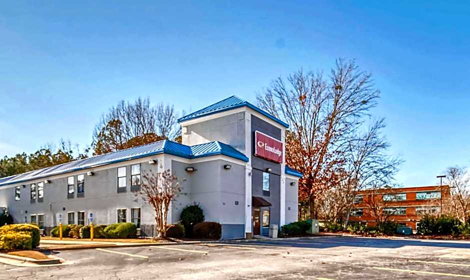 Econo Lodge Raleigh near Walnut Creek Amphitheatre