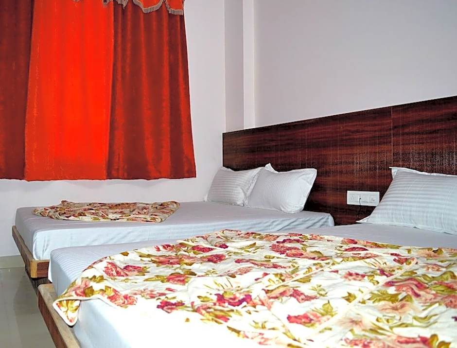 Hotel Thikana Palace