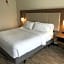 Holiday Inn Express & Suites Pittsburgh - Monroeville
