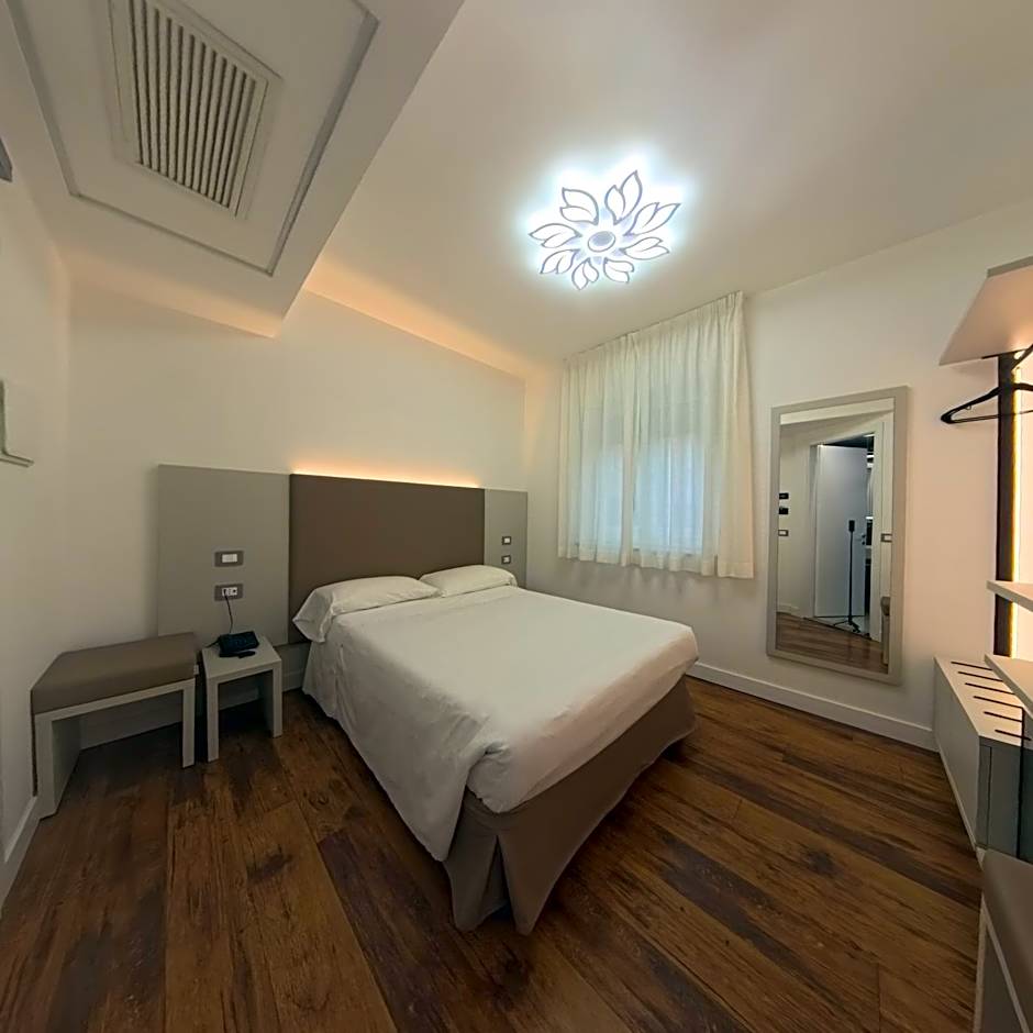 Hotel Aurora