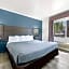 Econo Lodge Inn & Suites Heavenly Village Area
