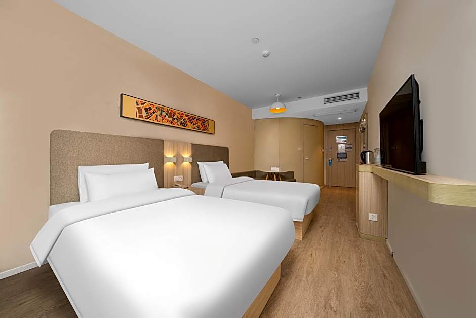 Hanting Hotel Wuhan Wangjiawan Sixin Avenue Metro Station