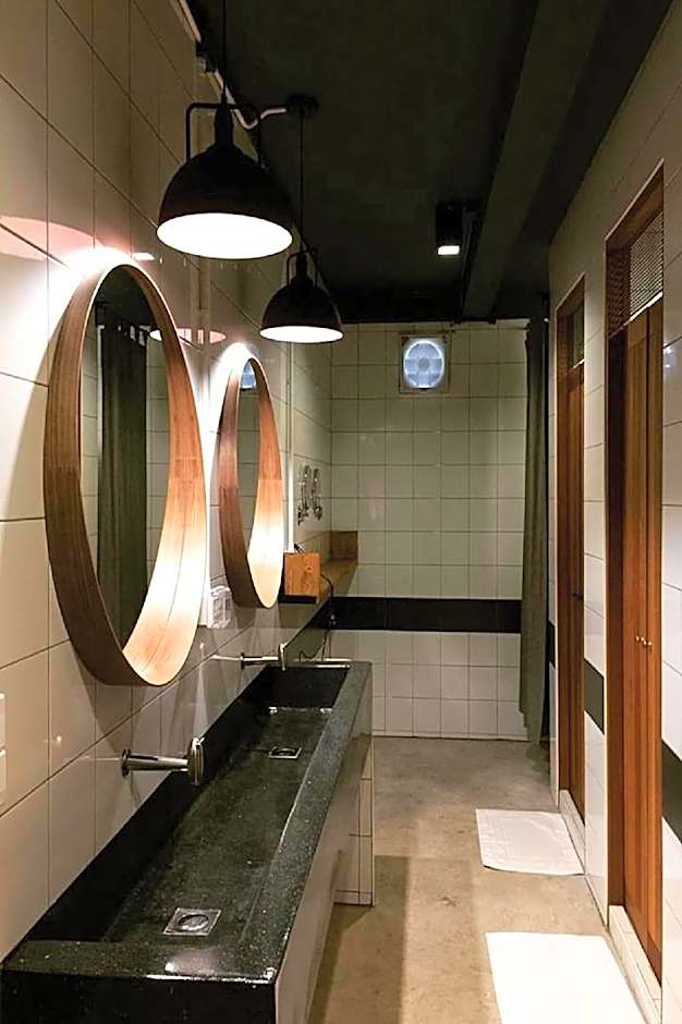 Bedgasm Hostel