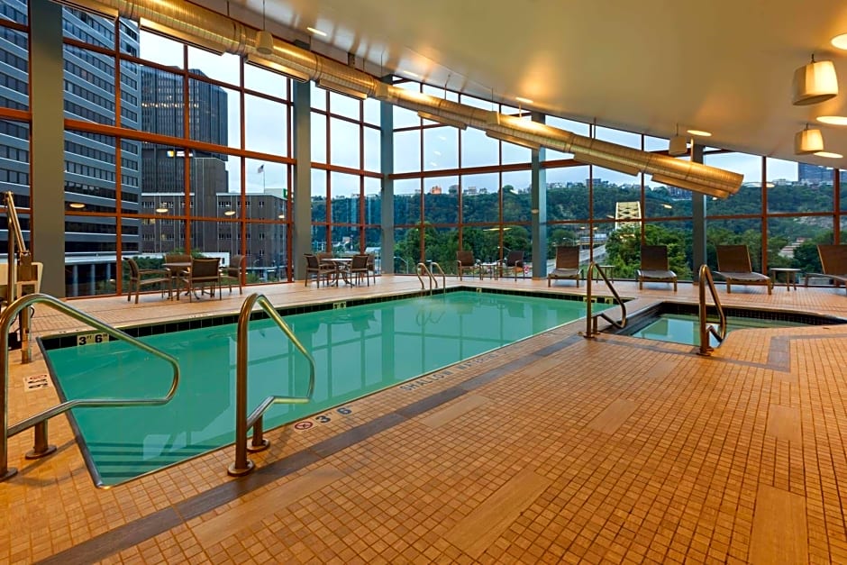 Wyndham Grand Pittsburgh