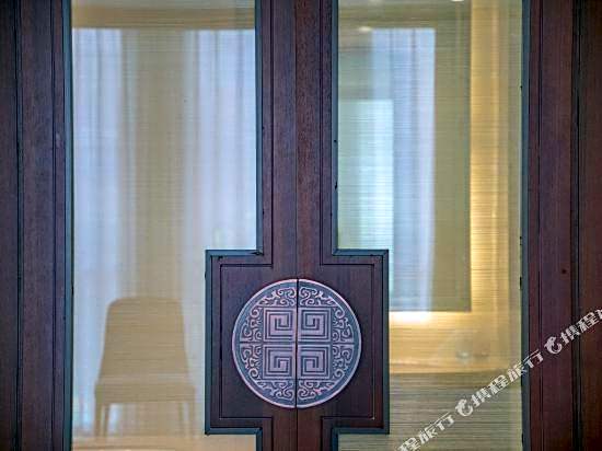 Hanya Kaiyuan Yiju Hotel (Ningbo East New Town Convention and Exhibition Center)