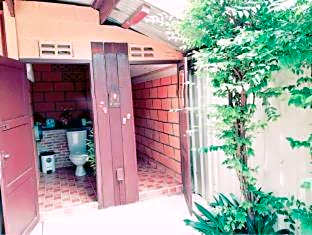 Baanchompoo Homestay
