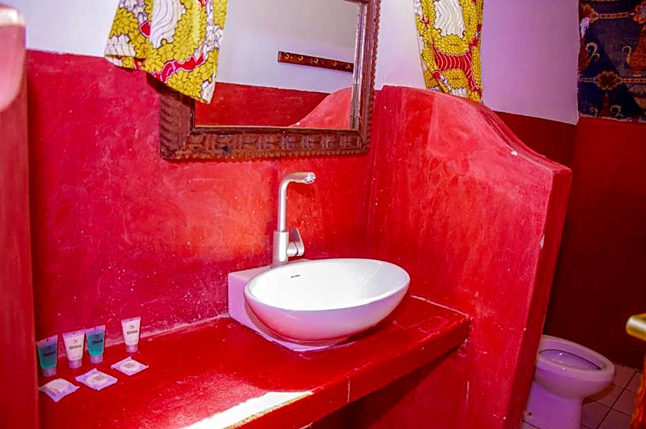 Zanzi Rest Bungalows