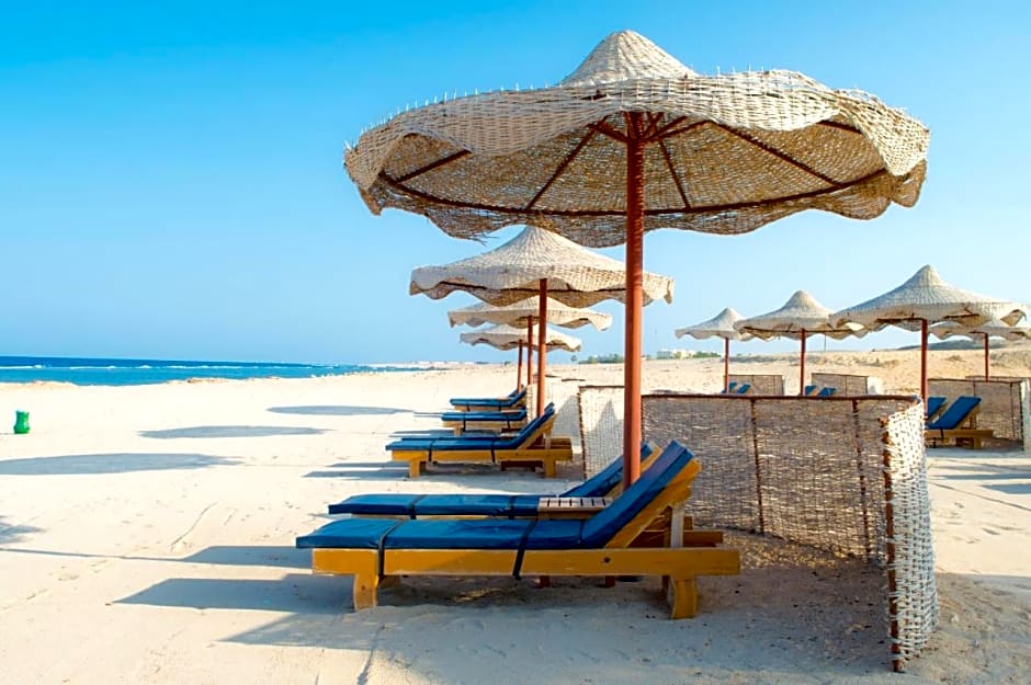 Oyster Bay Beach Suites