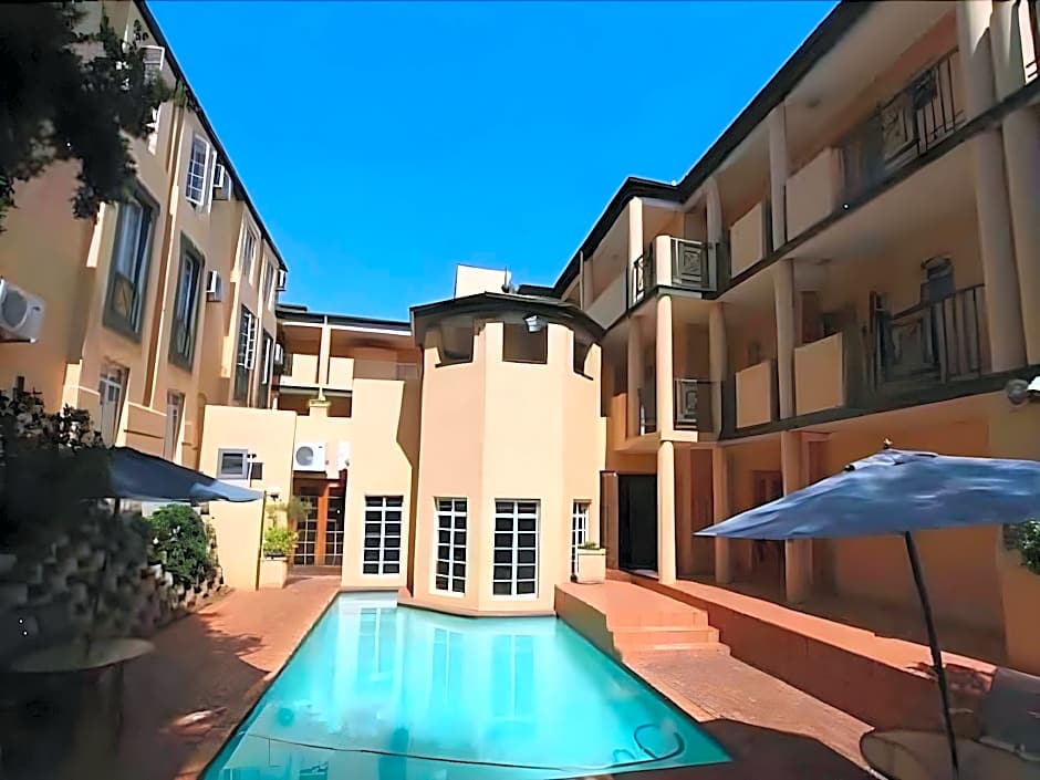 Airport Inn And Suites