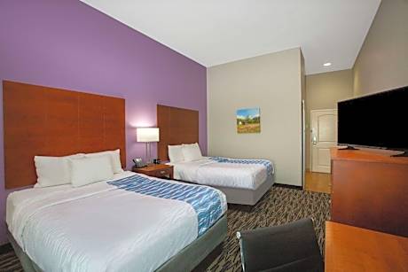 Queen Room with Two Queen Beds and Mobility/Hearing Access - Non-Smoking
