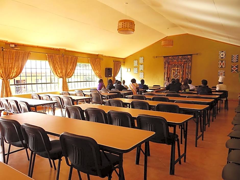 Ikweta Country Inn Maua
