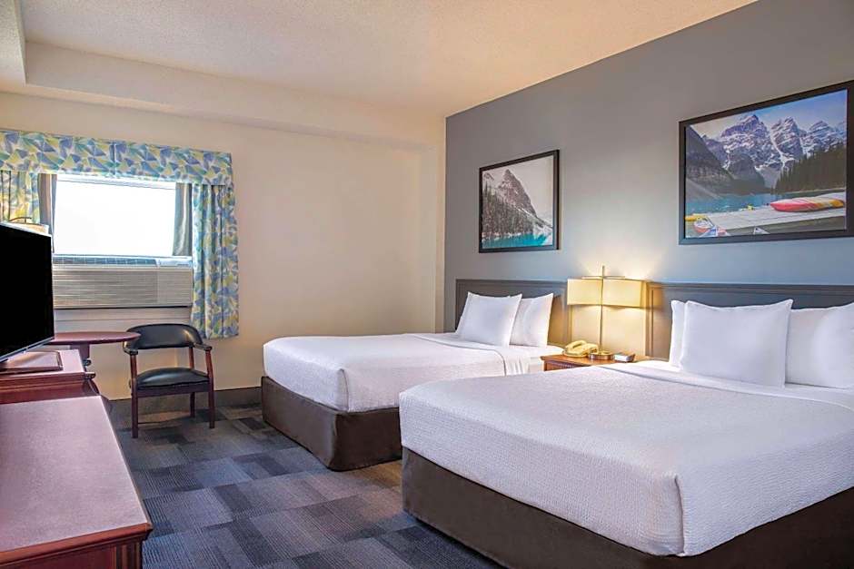 Days Inn & Conference Centre by Wyndham Camrose Norsemen