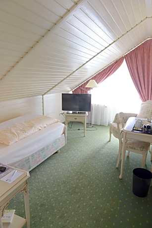 1 Single Bed, Economy