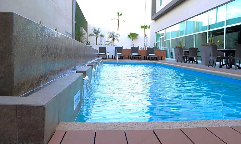 Hampton Inn By Hilton Hermosillo