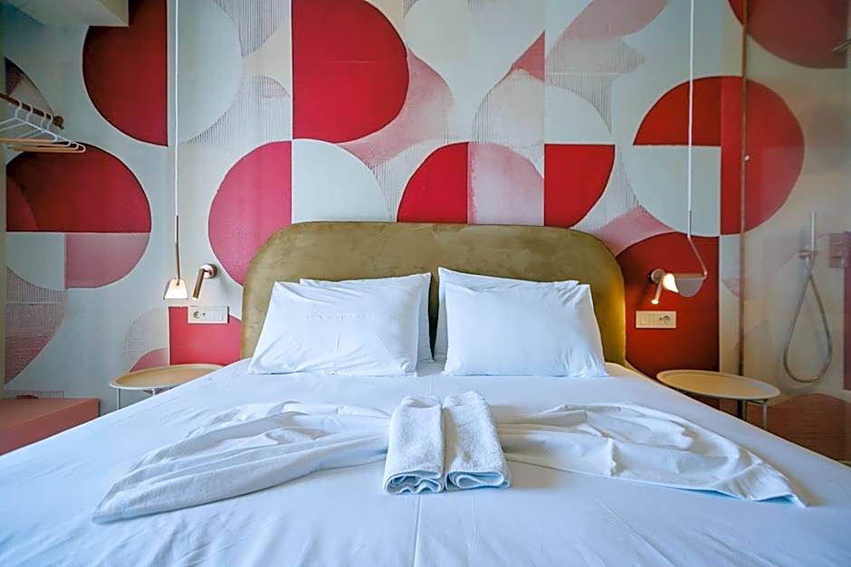 Rose Club Apartments