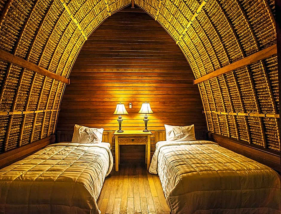 Sukanusa Luxury Huts