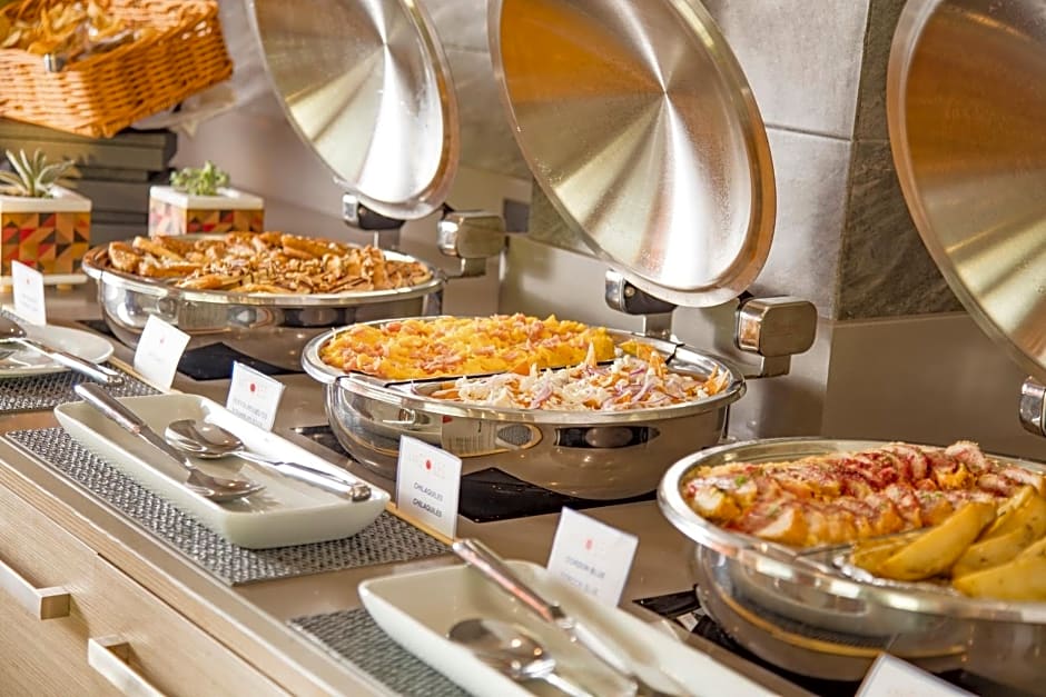 Holiday Inn & Suites - Aguascalientes, an IHG hotel