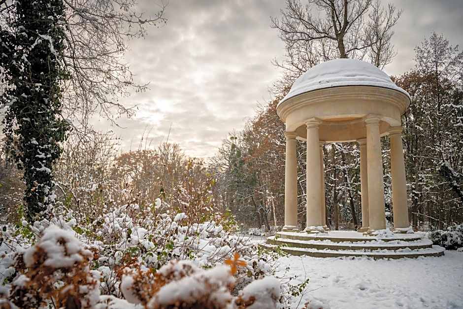 Centrum Edukacyjno-Rozwojowe Wrocław Pawłowice - bezpłatny parking