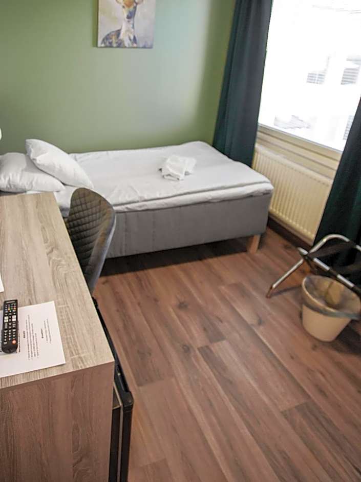 Hotel Aveny Bed & Breakfast