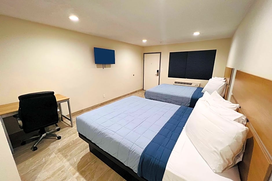Super 8 by Wyndham Bakersfield CA