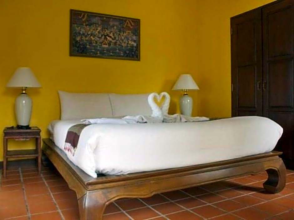 Tha Lane Bay Villa