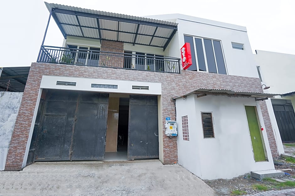 Oyo 1957 Riverside Residence