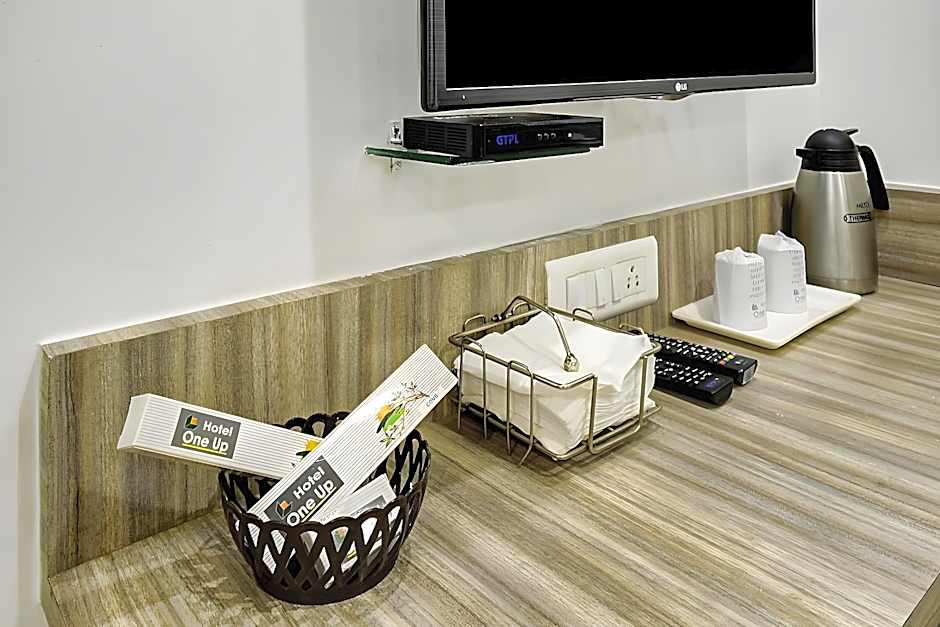Hotel One Up