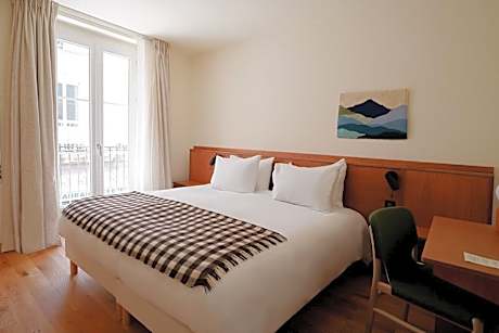 Superior sea side room