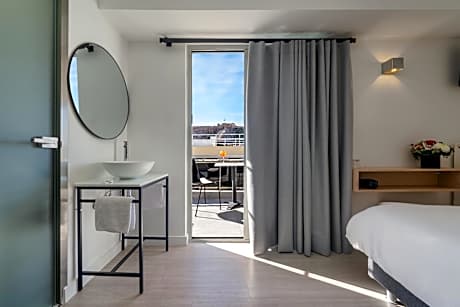 Double Room with Acropolis View
