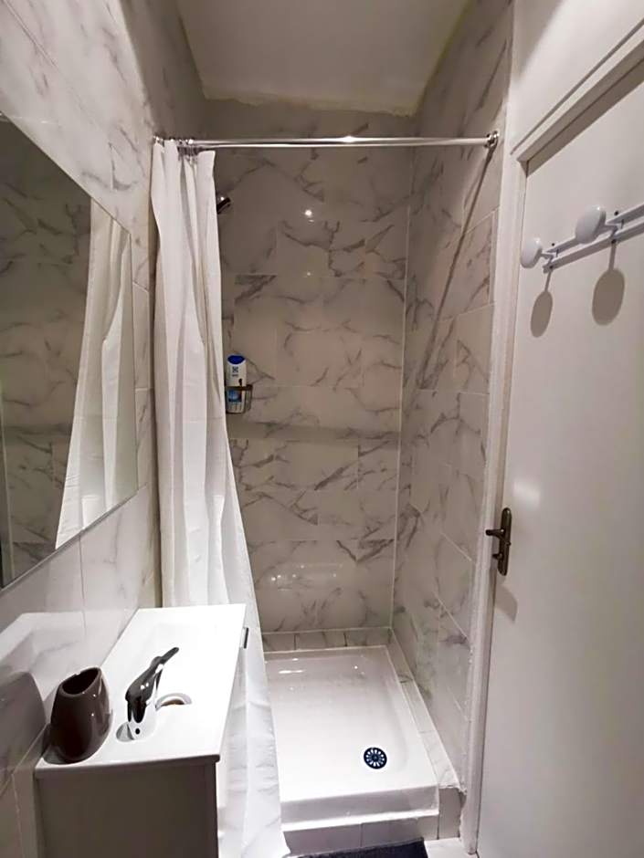 #5 Studio à proximité de Paris