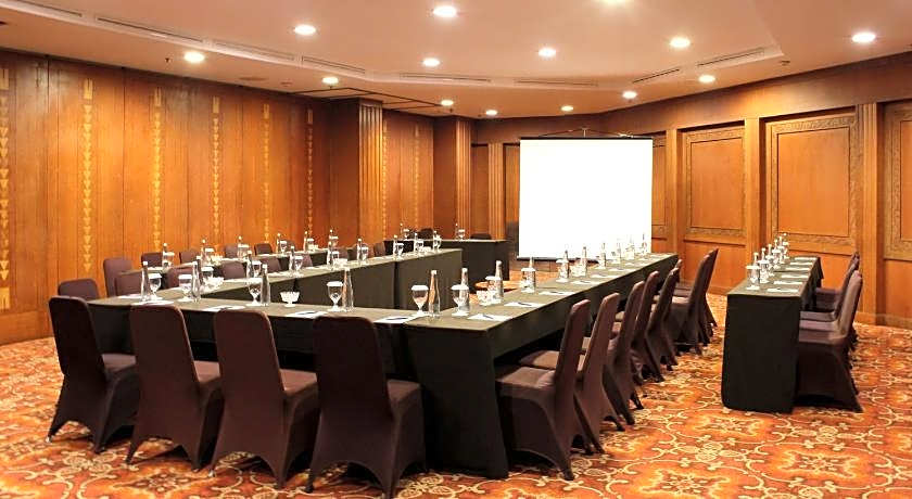 Hotel Santika Premiere Semarang