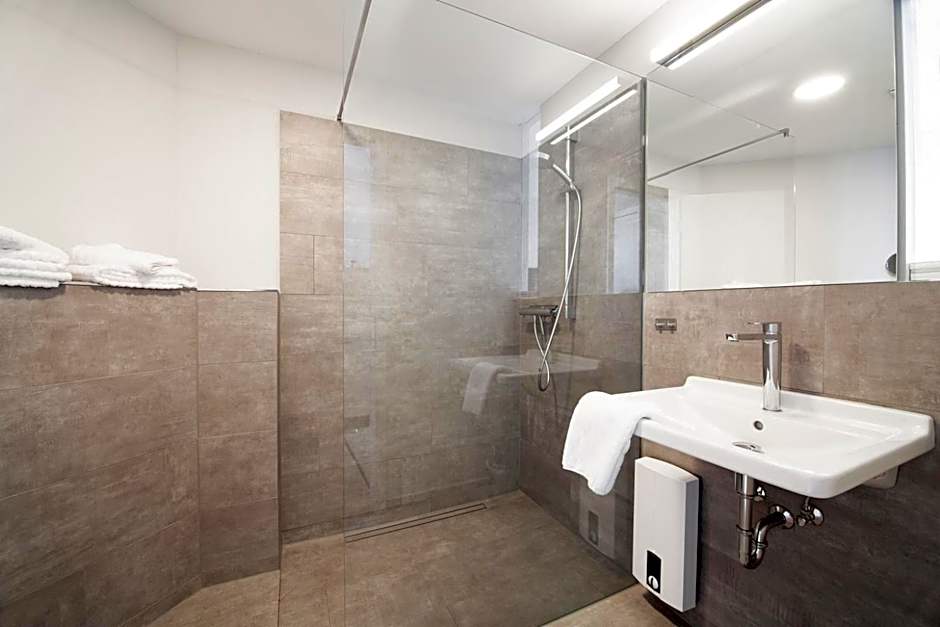 Bades Huk Marina Hotel