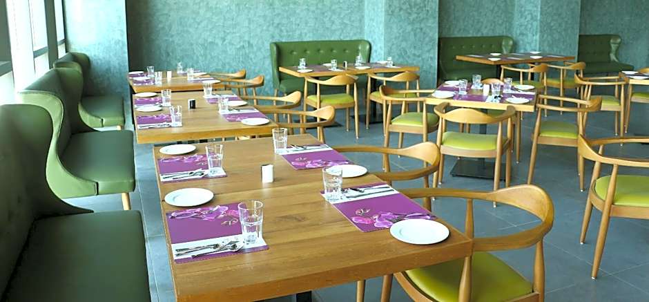 Regenta Central Harsha Vapi