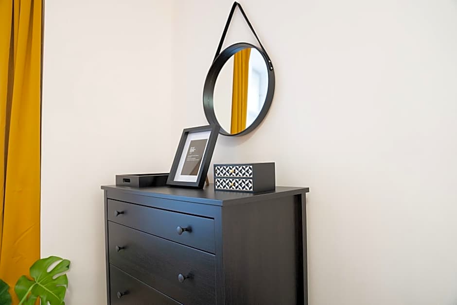 White Wolf House Hostel & Apartments