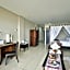 The Jayakarta Suite Komodo Flores