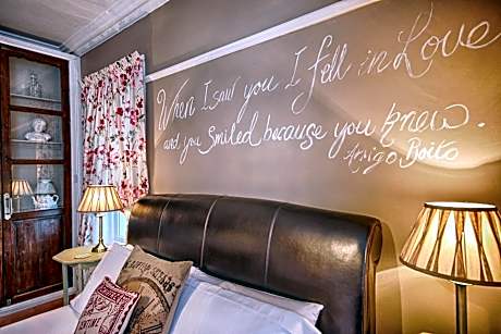 The Salthouse King Room - Ground Floor