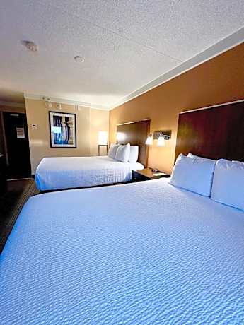 Superior Queen Room with Two Queen Beds - Non-Smoking