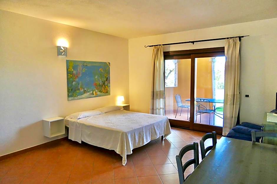 Residence with private beach in Marinella