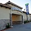 Avenue Motel