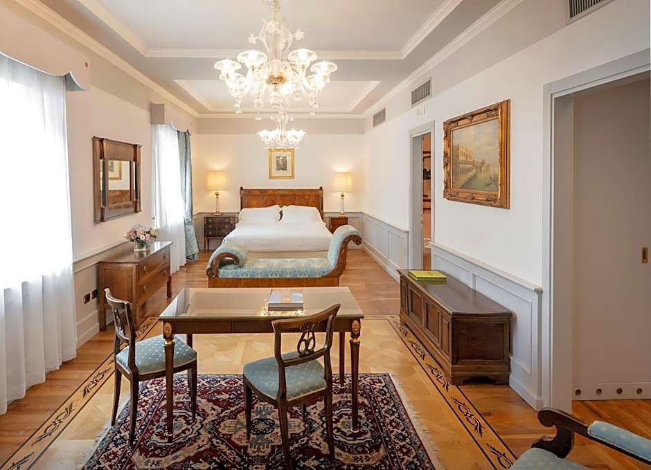 Due Torri Hotel