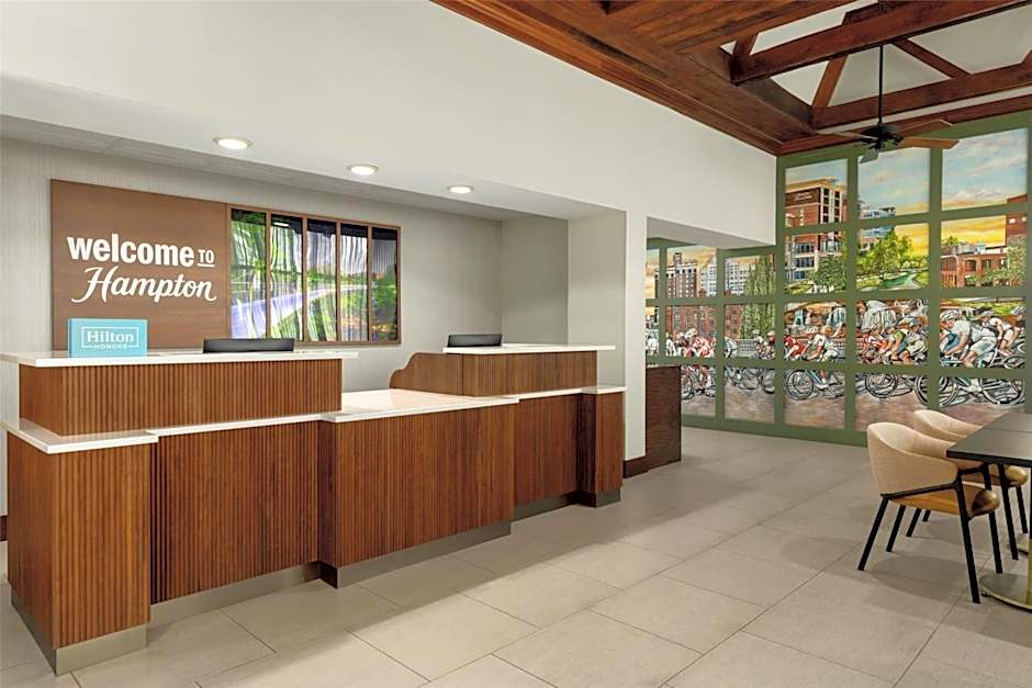 Hampton Inn By Hilton & Suites Greenville-Downtown-Riverplace