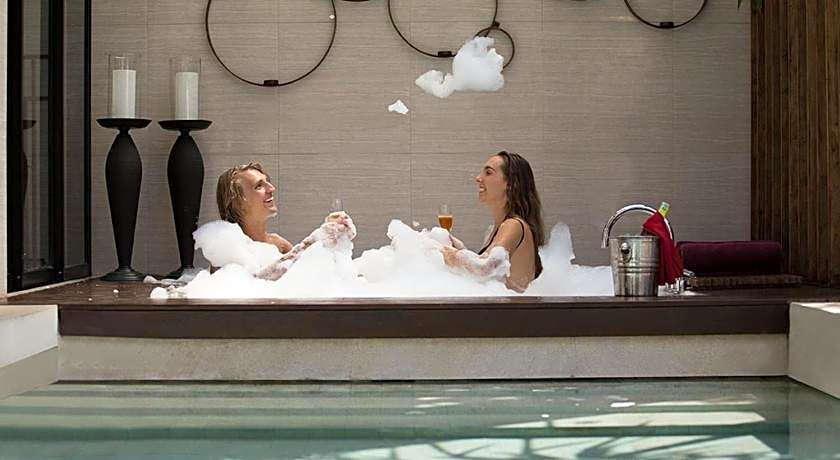 Berry Amour Romantic Villas