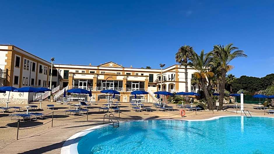 Delfino Beach - CDSHotels