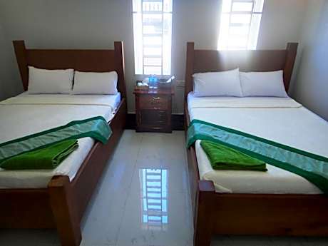 Standard Twin Room with AC