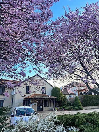 Maison Legate "Hotel Le Baudiere & Spa"